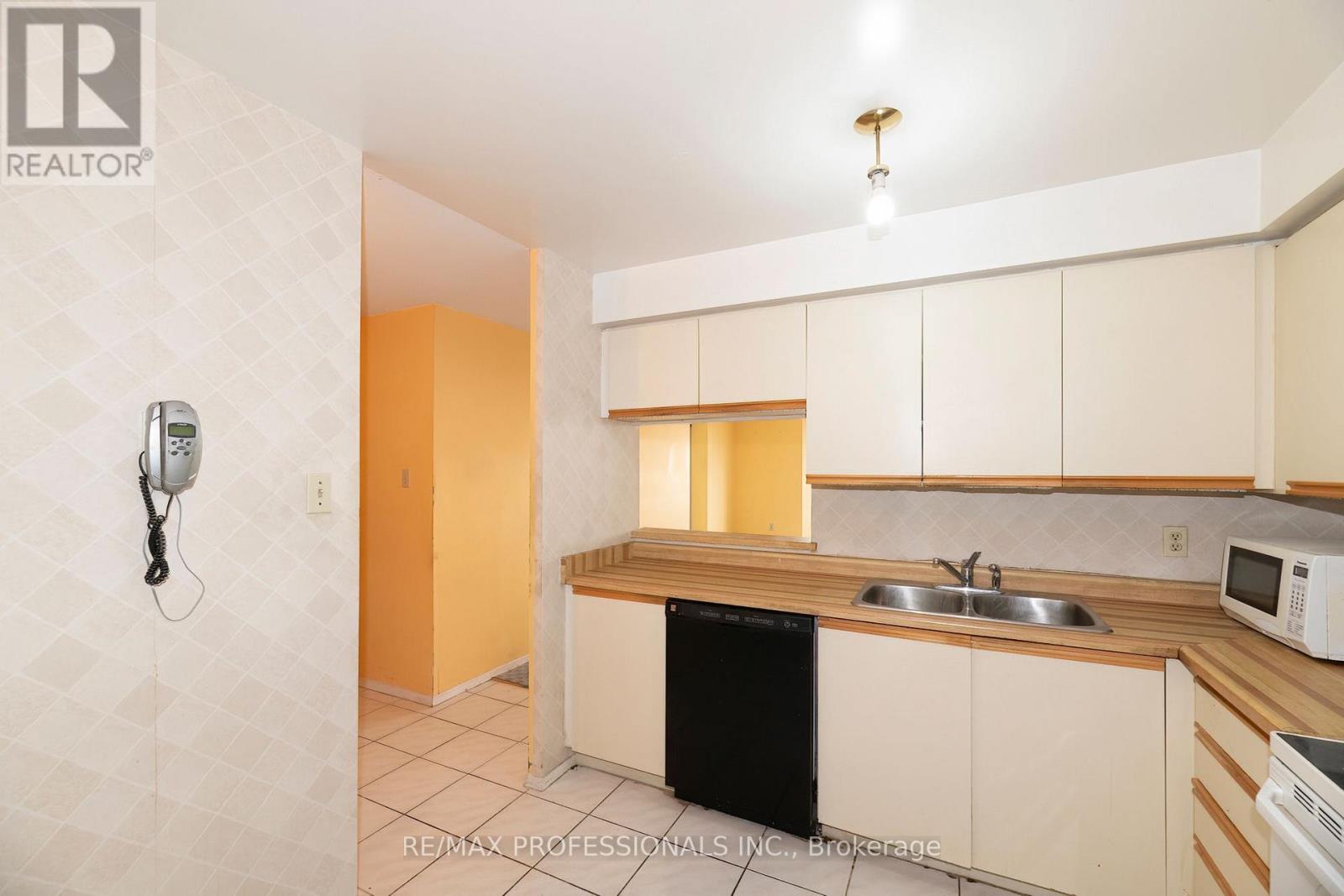 #1506 3845 LAKESHORE BOULEVARD - 12