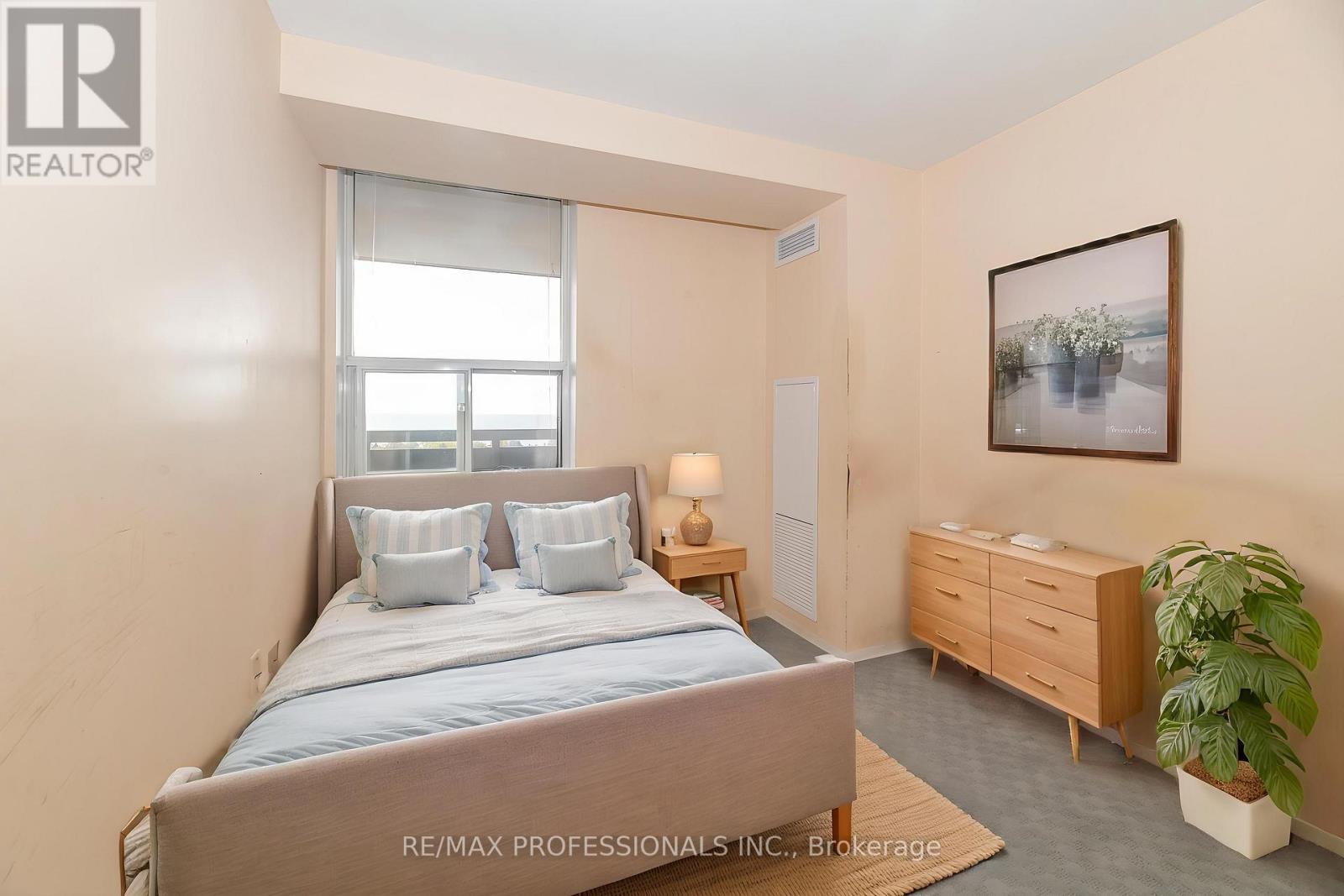 #1506 3845 LAKESHORE BOULEVARD - 17