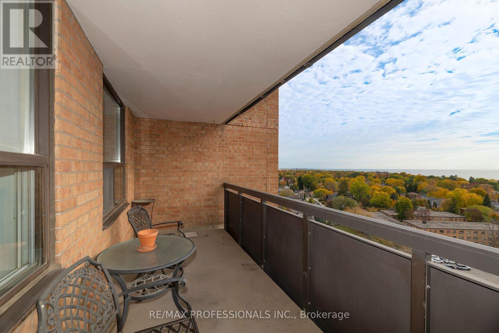 #1506 3845 LAKESHORE BOULEVARD - 21