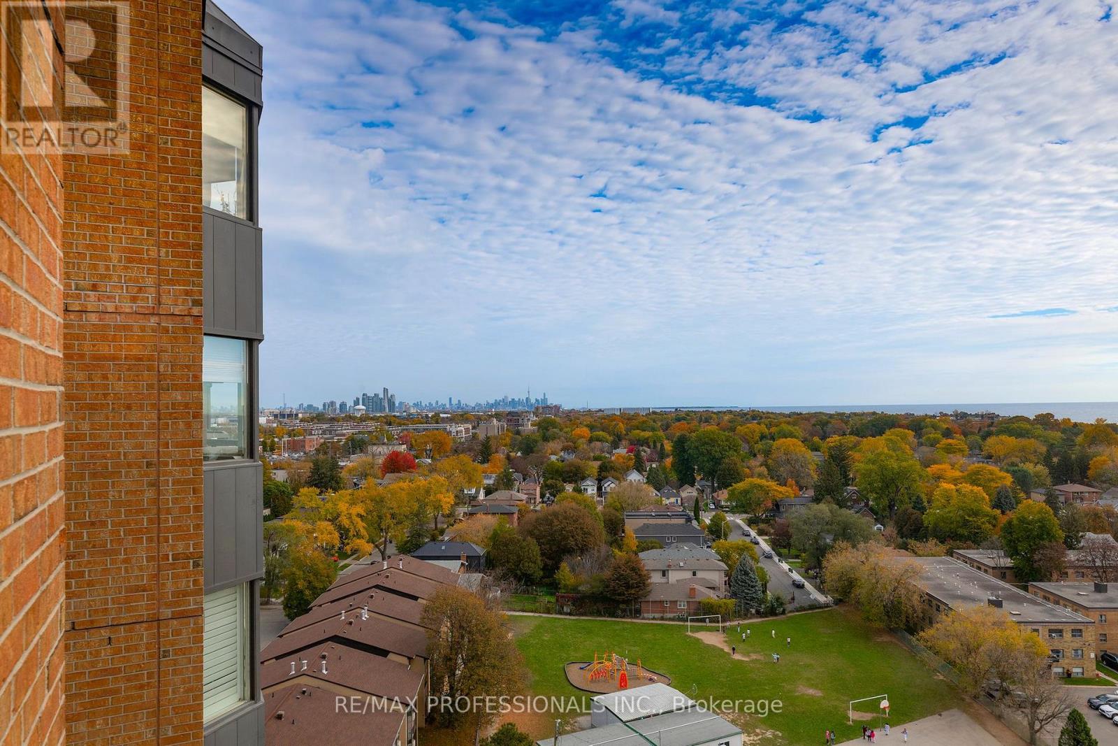 #1506 3845 LAKESHORE BOULEVARD - 23
