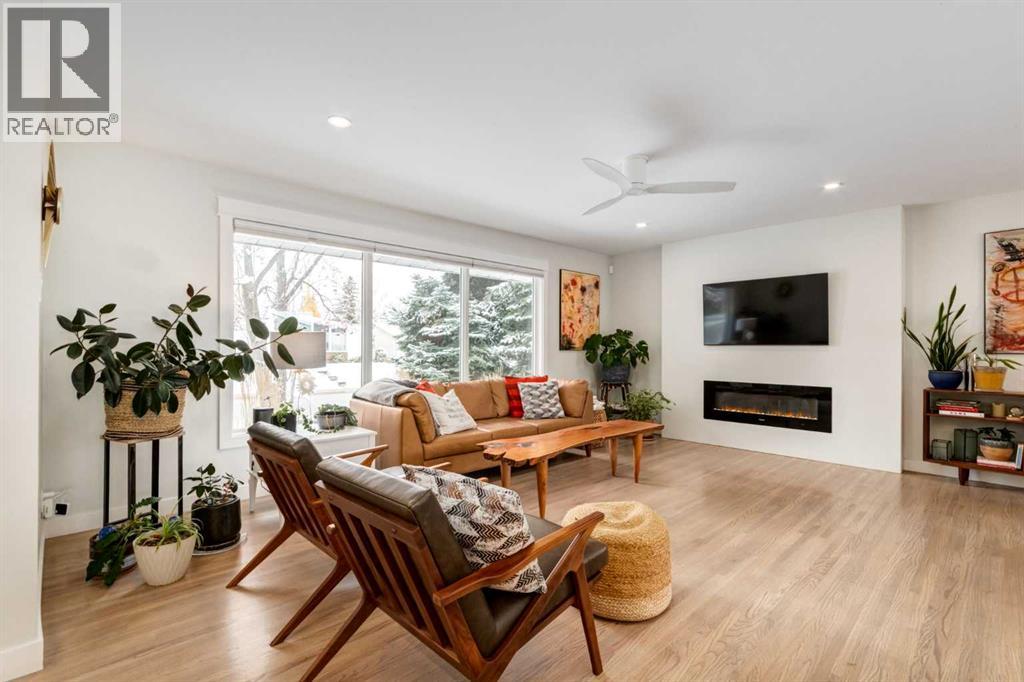 10815 Maplecreek Drive SE, Calgary — photo 2