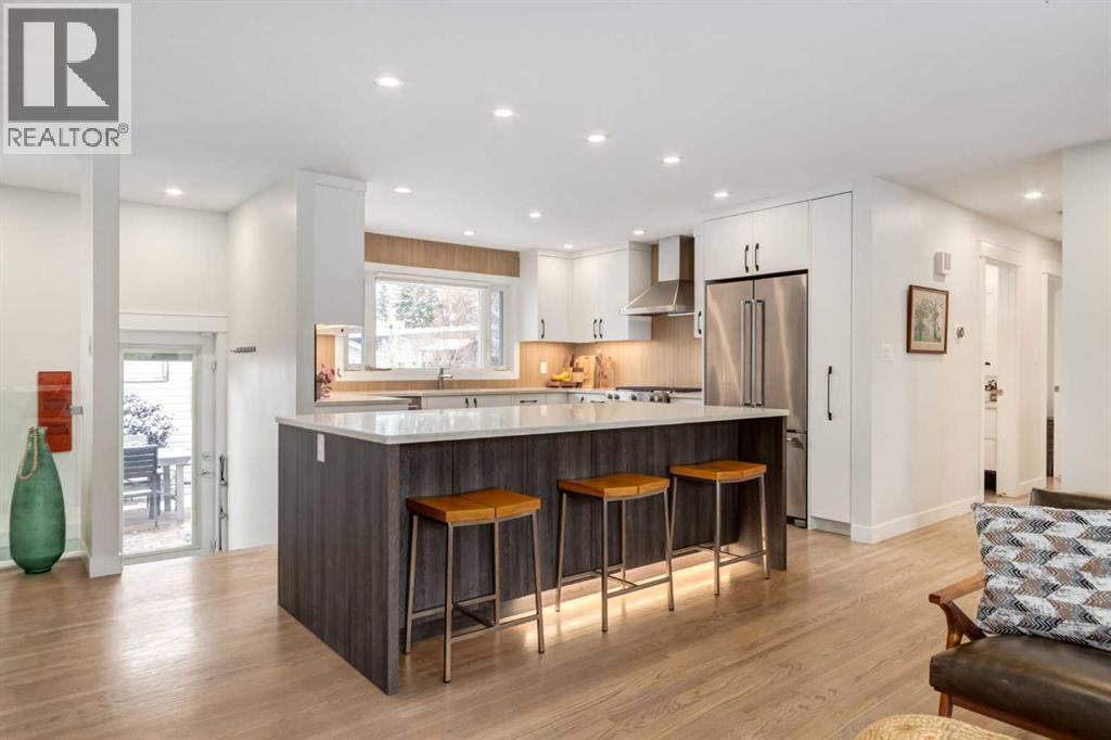 10815 Maplecreek Drive SE, Calgary — photo 3