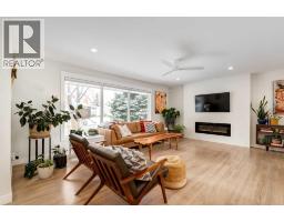10815 Maplecreek Drive SE, Calgary — photo 2