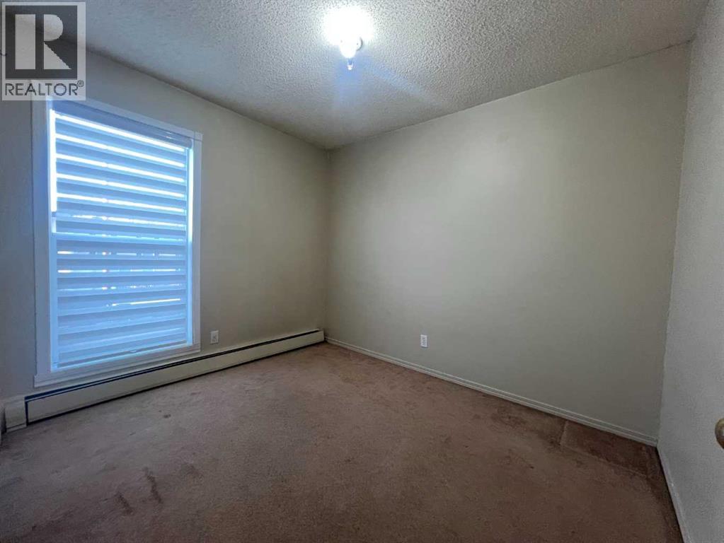 4504 8A Avenue, Edson — photo 14