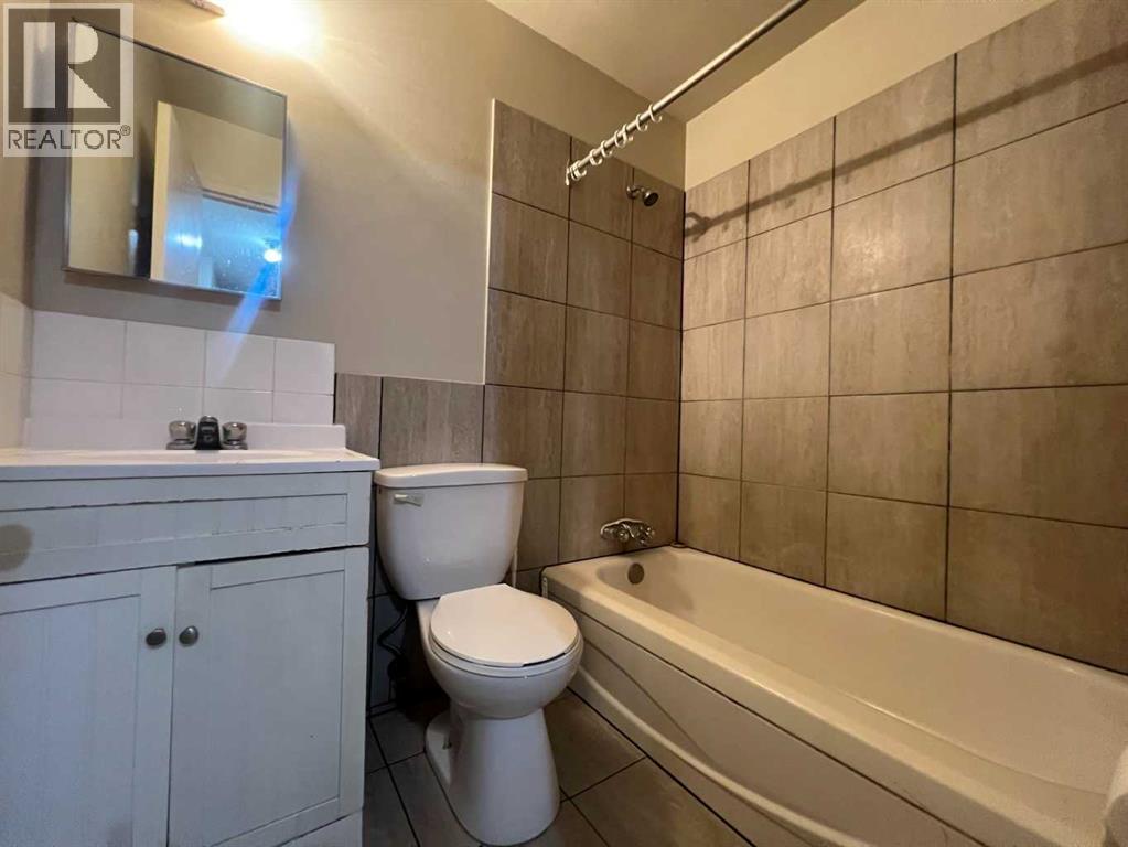 4504 8A Avenue, Edson — photo 17
