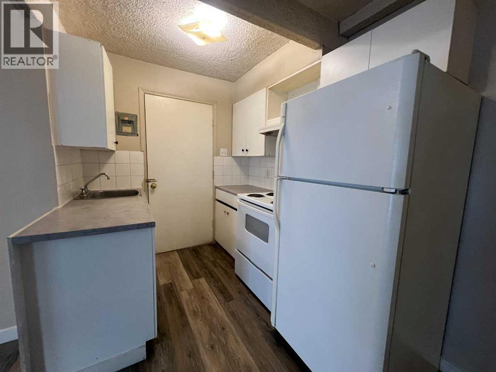 4504 8A Avenue, Edson — photo 8