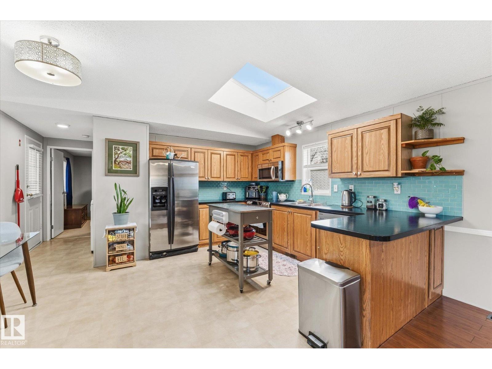 Property photograph 6 for MLS E4514799