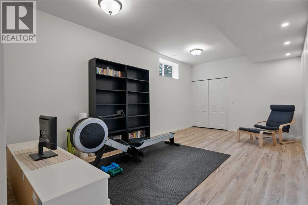 19 Scimitar Heath NW, Calgary — photo 23