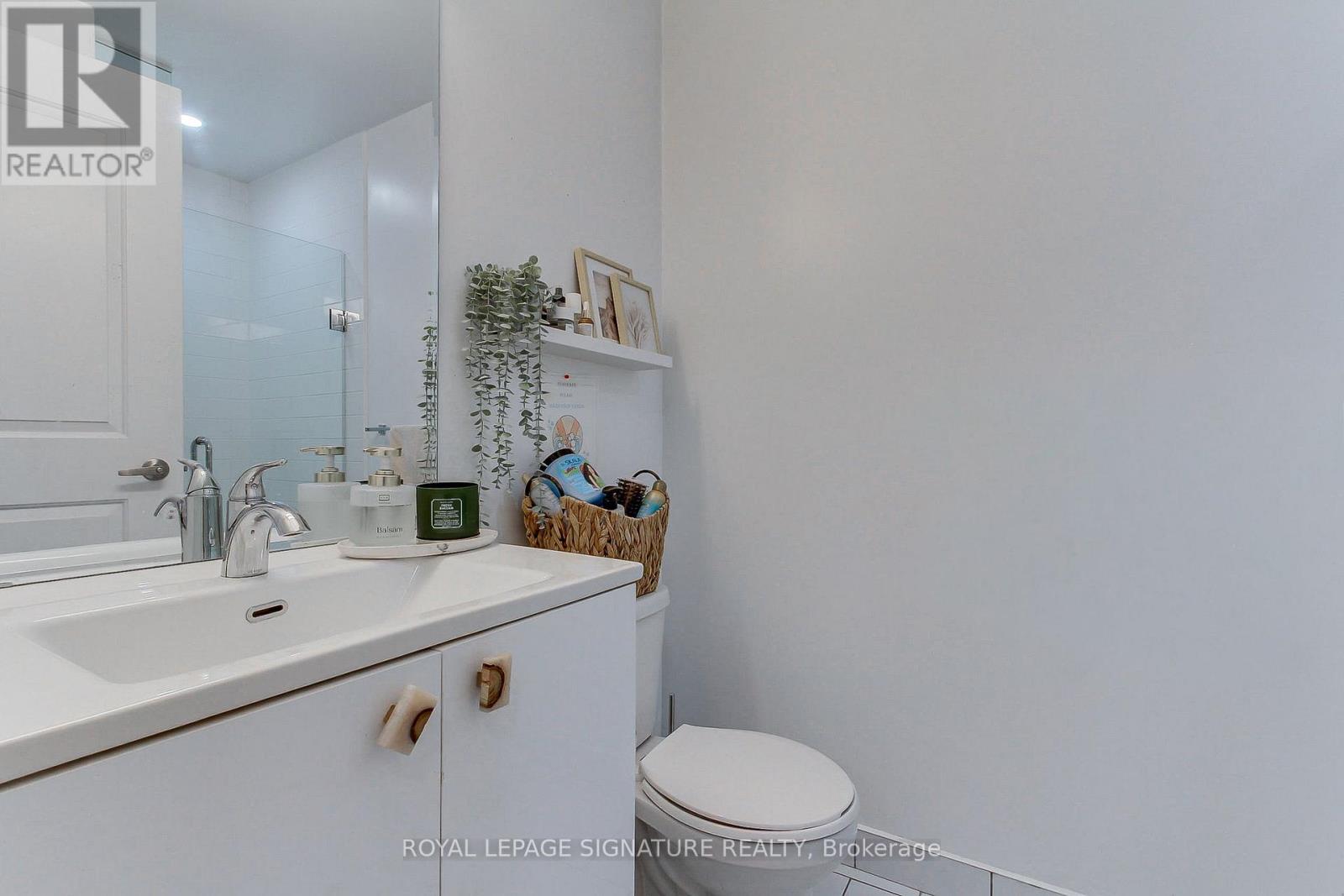 #817 3655 KINGSTON ROAD - 17