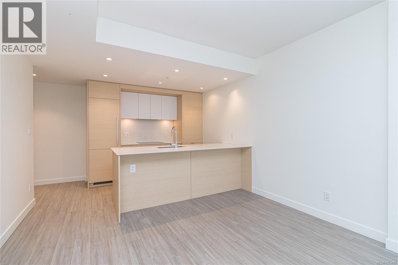 501 848 Yates Street, Victoria