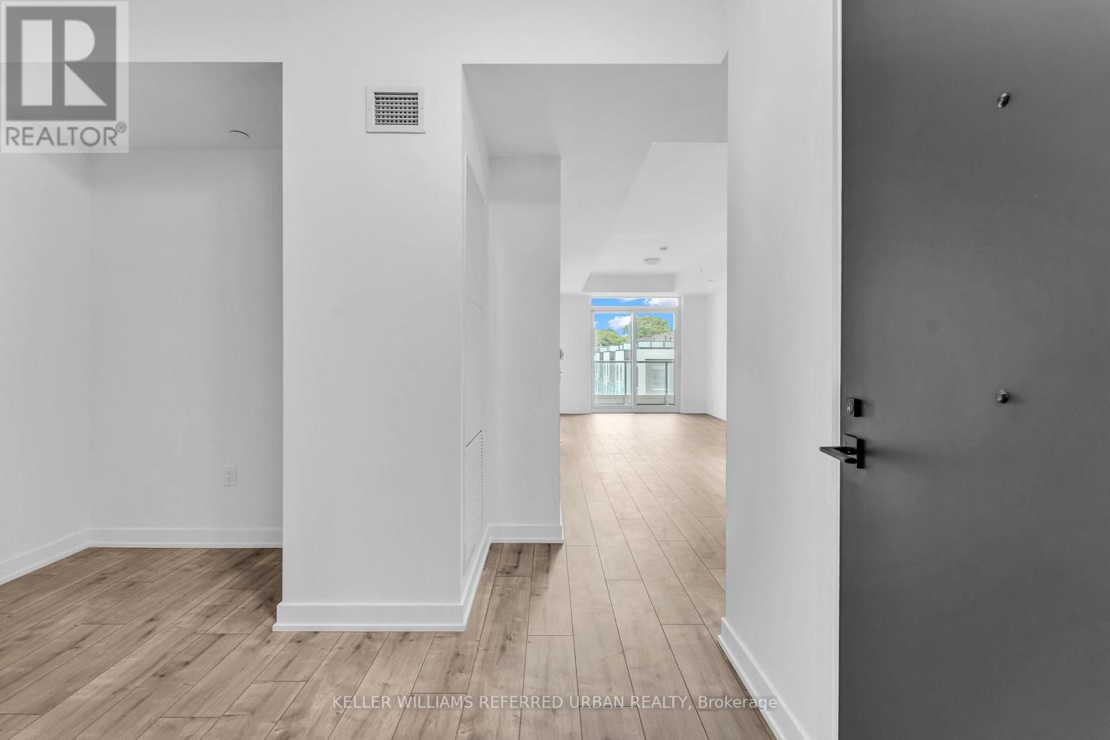 2-bed Condo in Rural Burlington — 303 - 500 PLAINS ROAD, Burlington