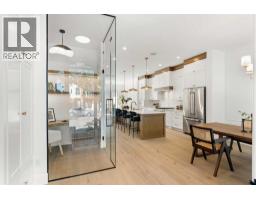 2813 35 Street SW, Calgary — photo 4