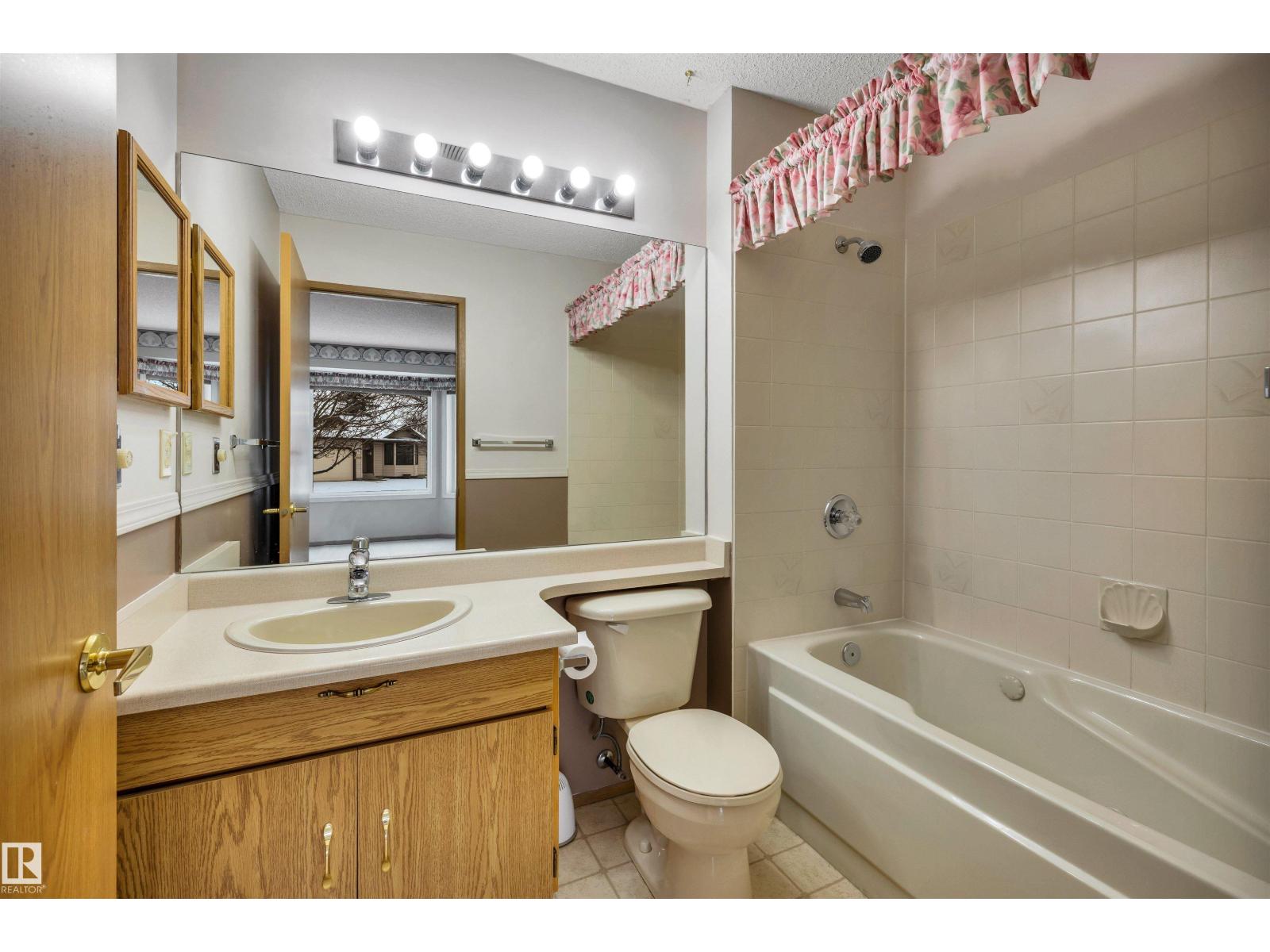 Property photograph 18 for MLS E4514800