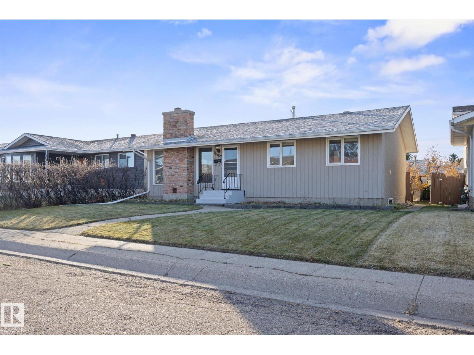 Property photograph 2 for MLS E4514801