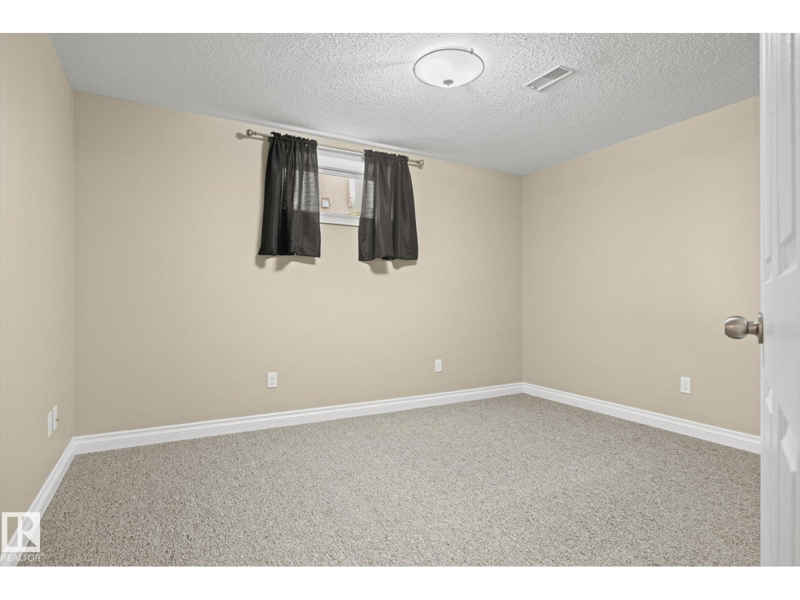 Property photograph 26 for MLS E4514801