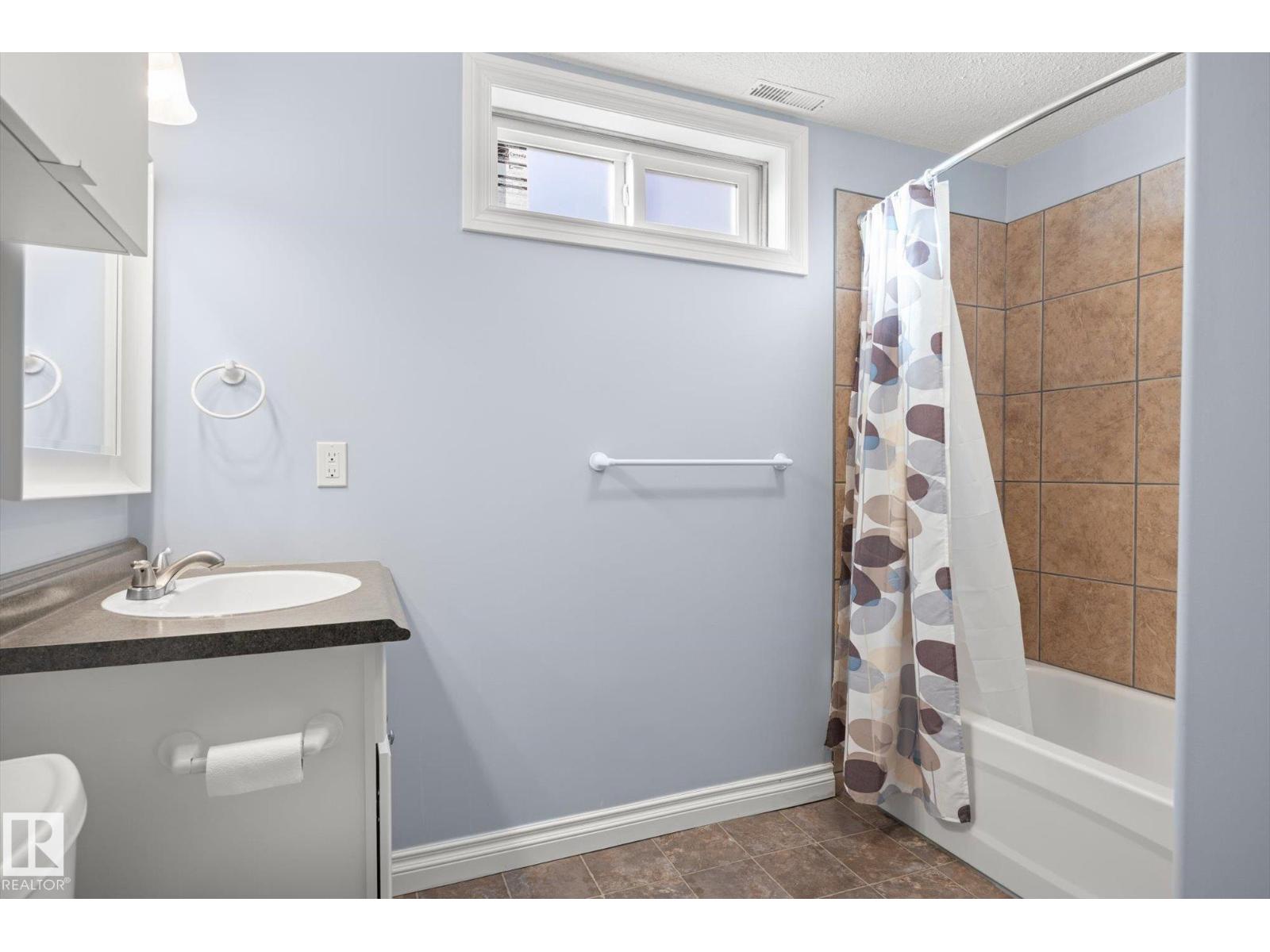 Property photograph 28 for MLS E4514801