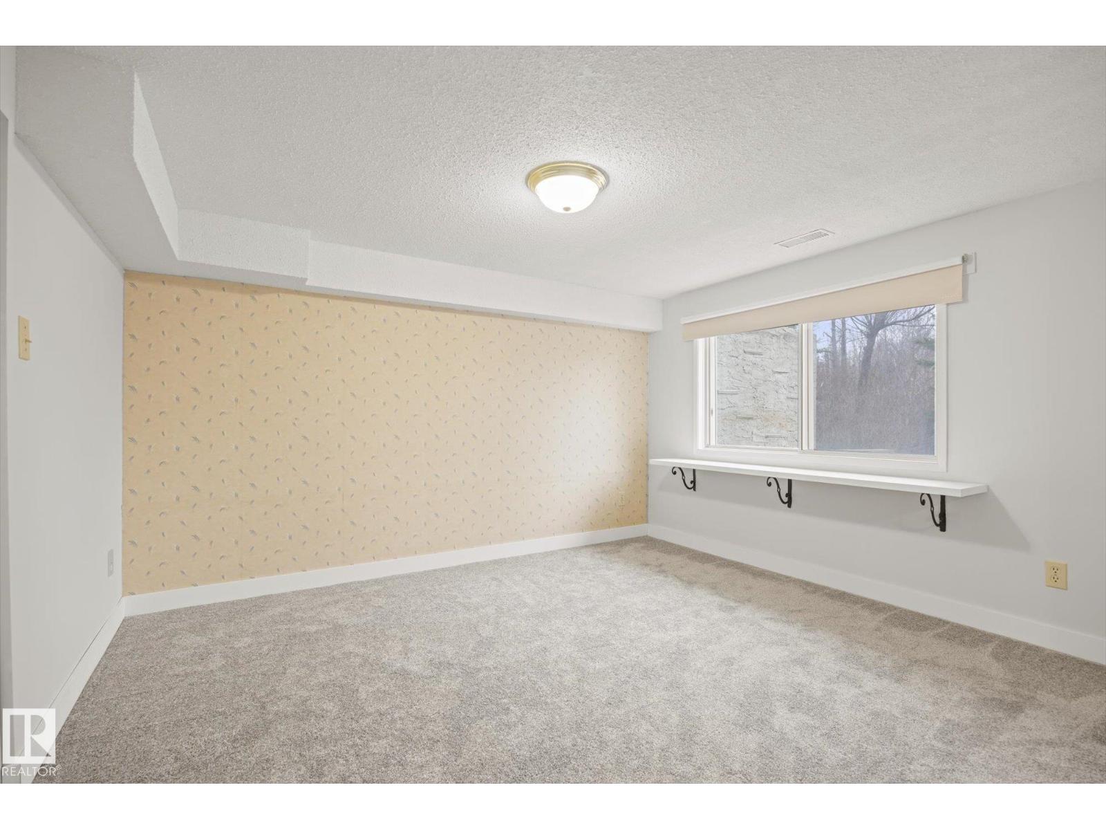 Property photograph 37 for MLS E4514802