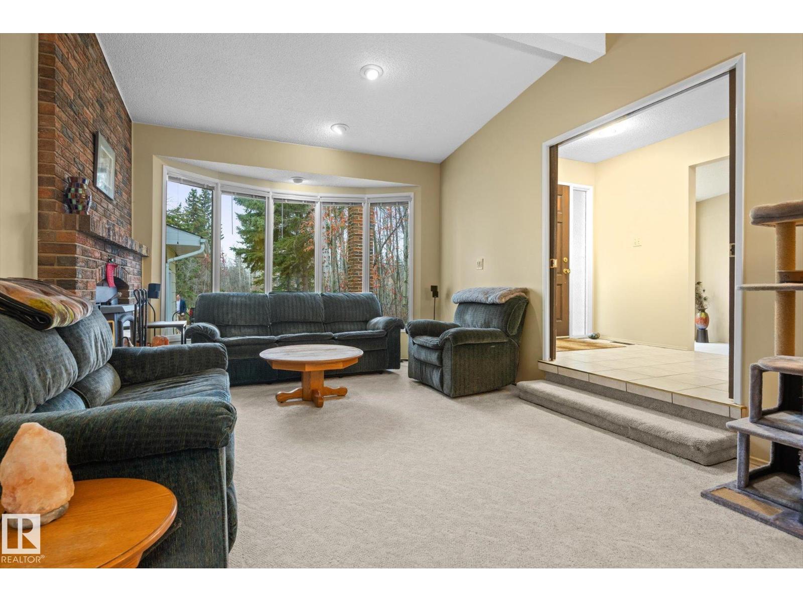 Property photograph 9 for MLS E4514802