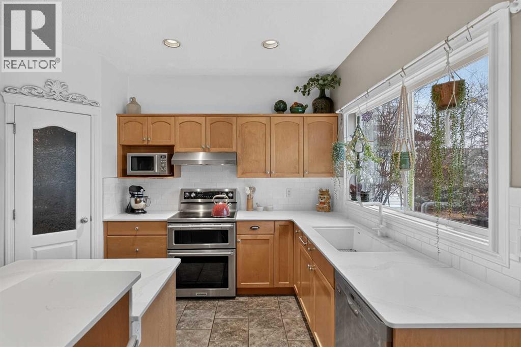 Property photograph 2 for MLS A2355213