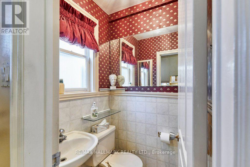 11 FELDBAR COURT - 21