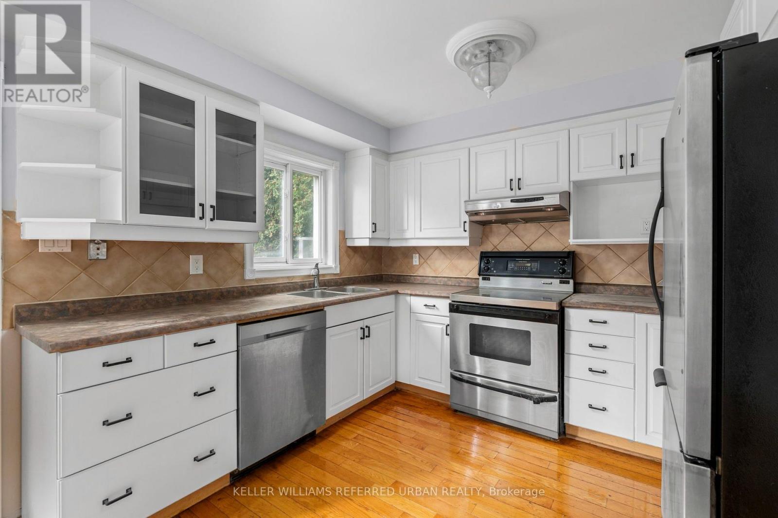 Upper- 1879 Ashford Drive, Pickering, ON photo 11