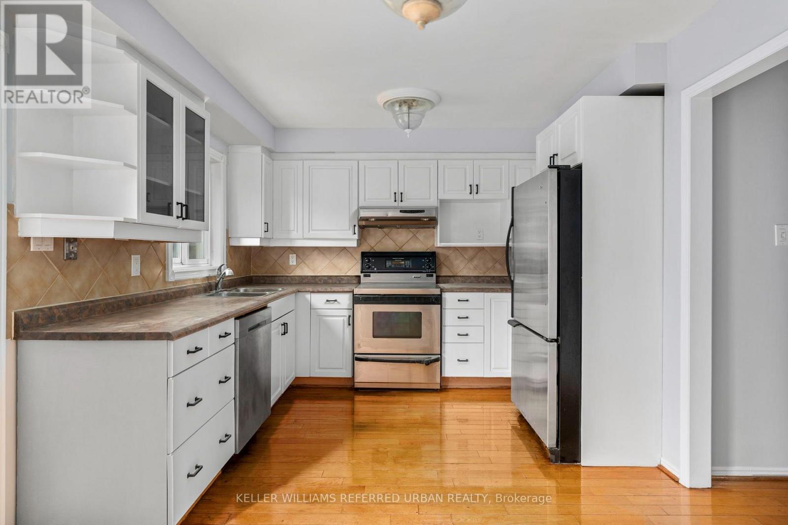 Upper- 1879 Ashford Drive, Pickering, ON photo 12