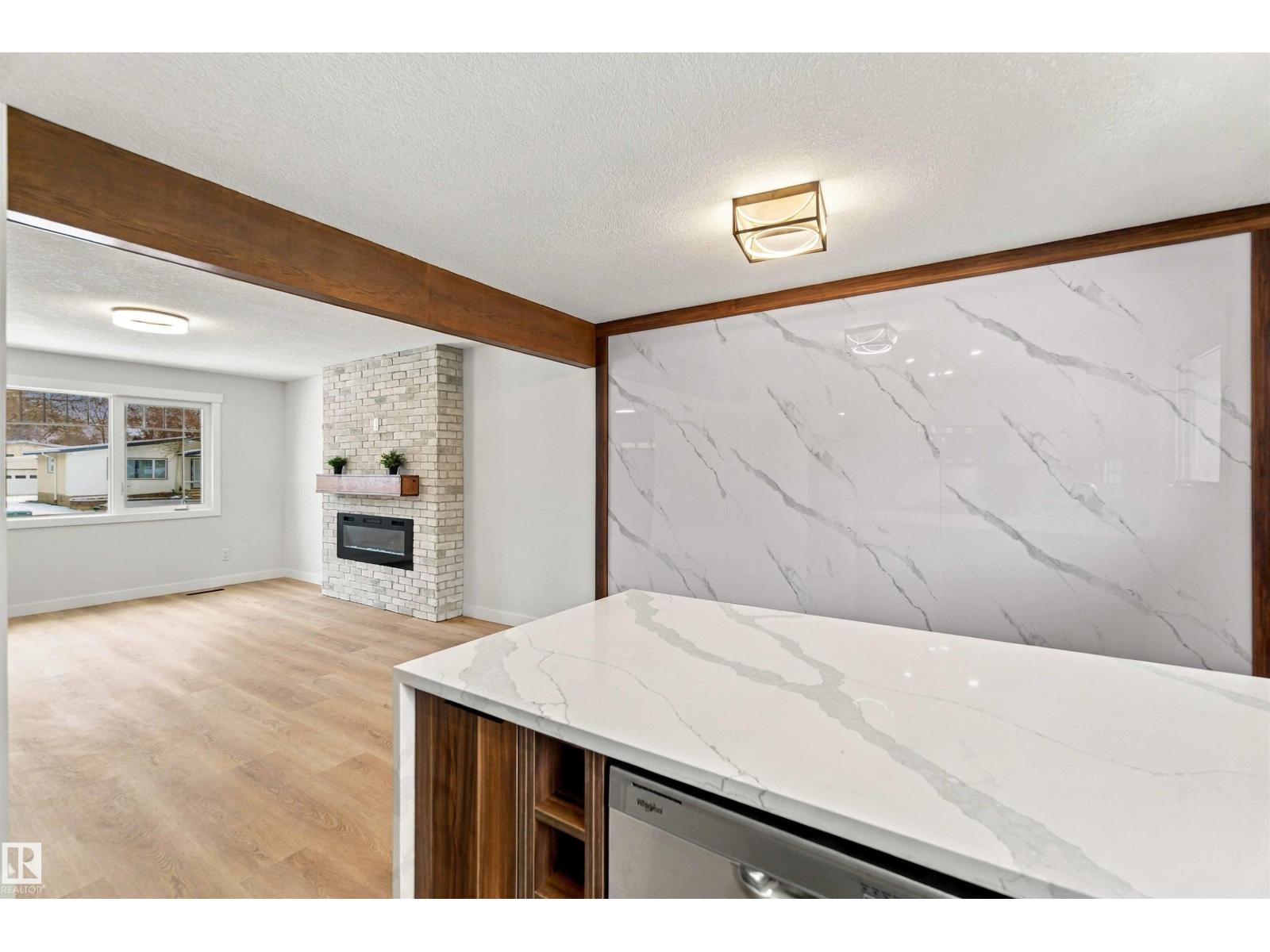 15012 59A ST NW, Edmonton — photo 14
