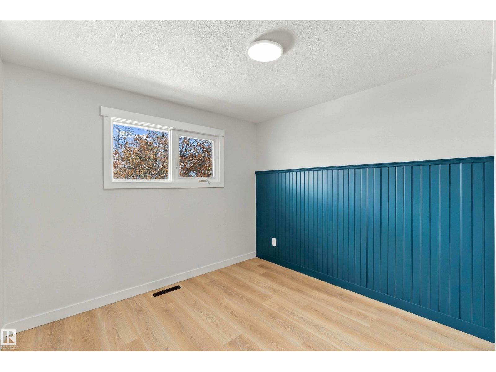 15012 59A ST NW, Edmonton — photo 21