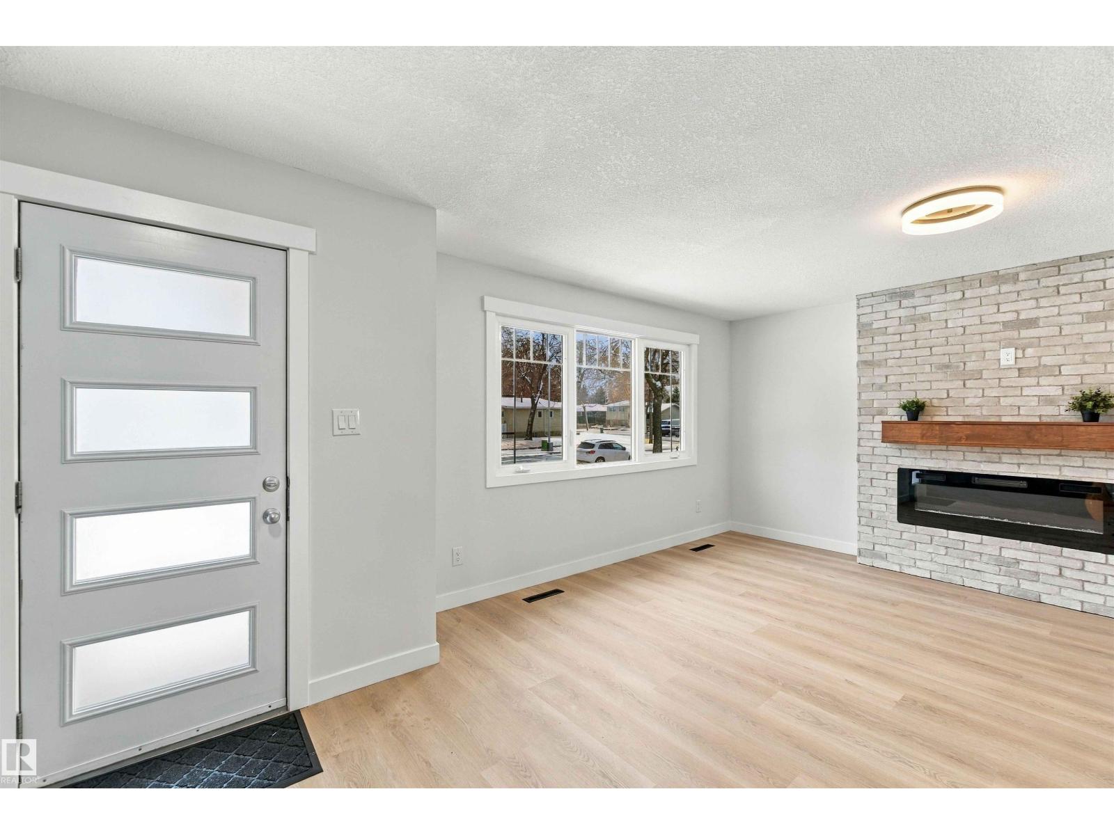 15012 59A ST NW, Edmonton — photo 4