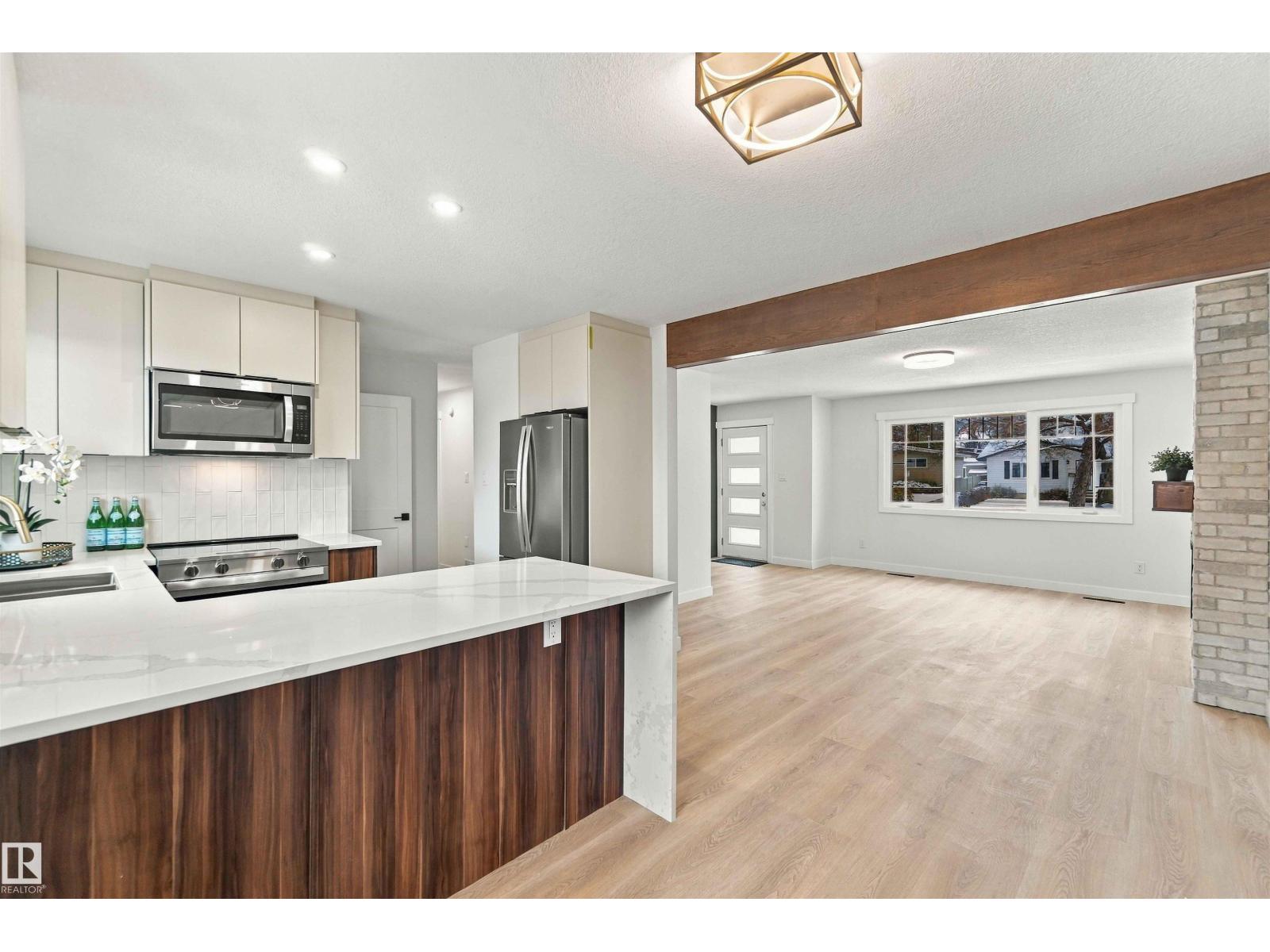 15012 59A ST NW, Edmonton — photo 9