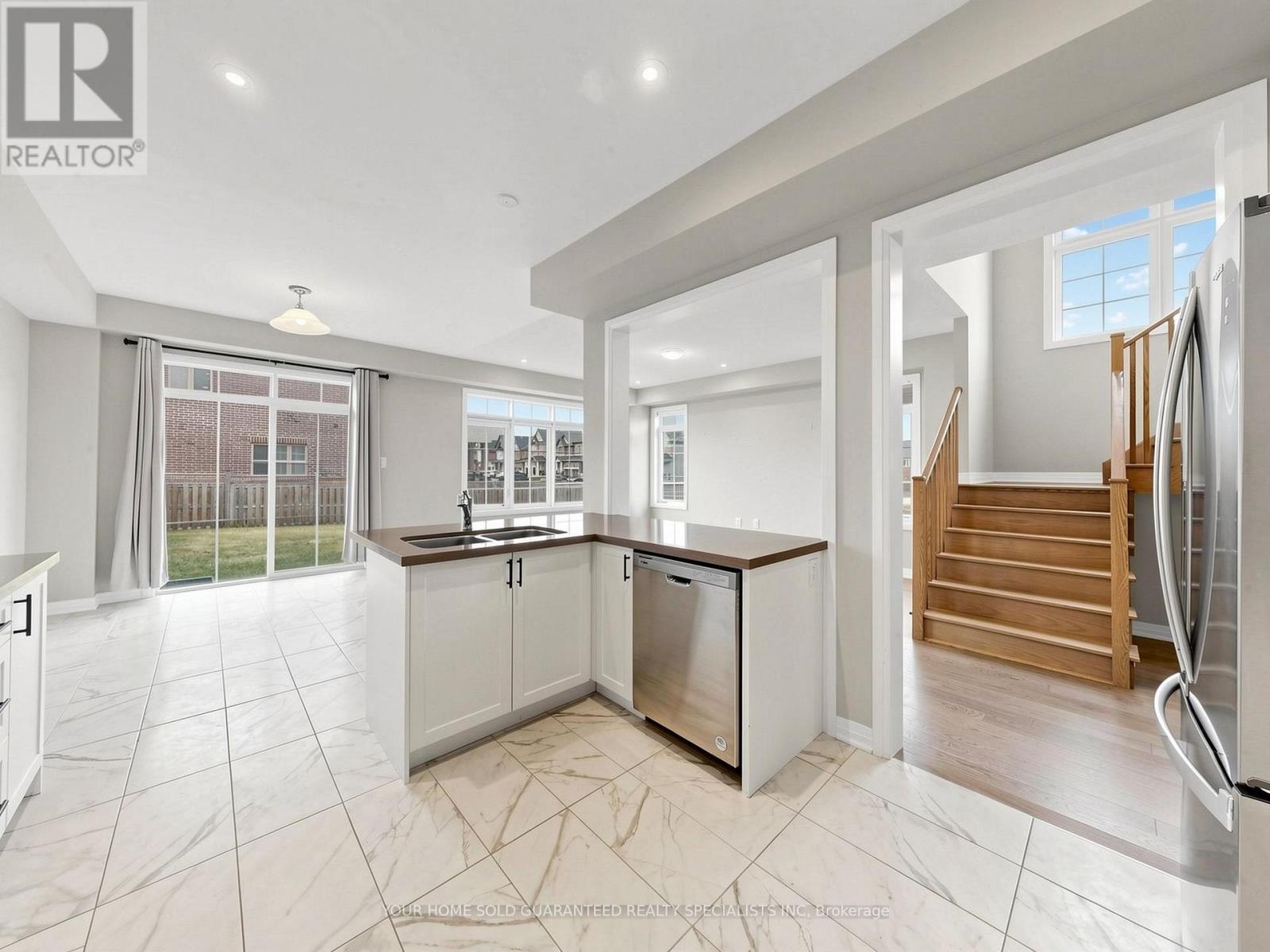 1478 Harker Street, Innisfil photo 14