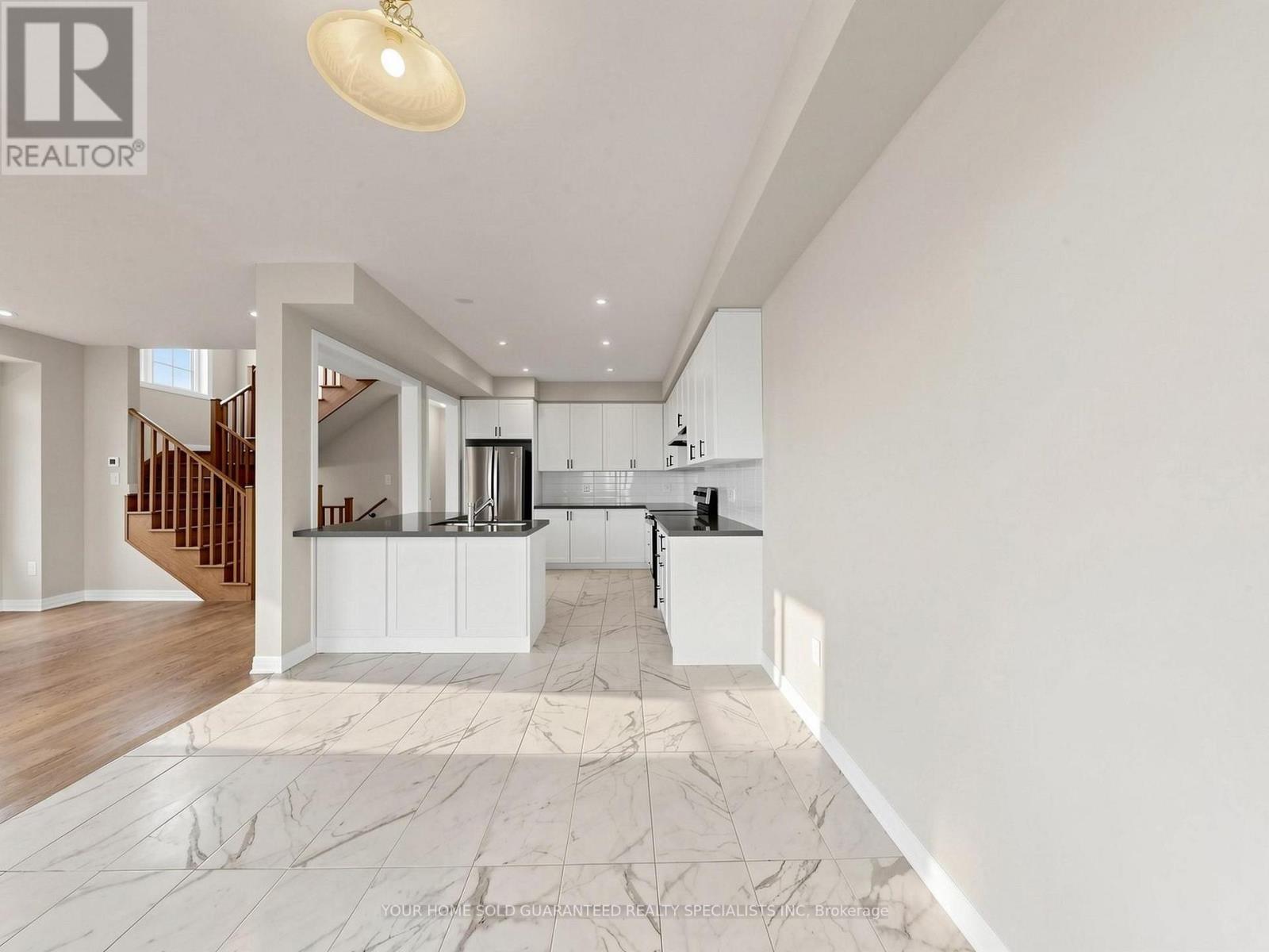 1478 Harker Street, Innisfil photo 8
