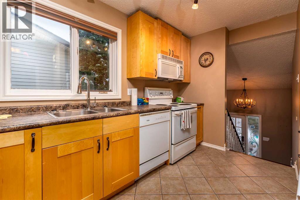 3109 45A Avenue, Lloydminster — photo 7