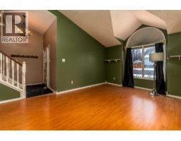 3109 45A Avenue, Lloydminster — photo 4