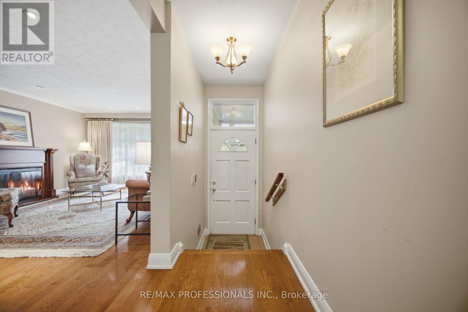 14 STRATHDEE DRIVE - 7