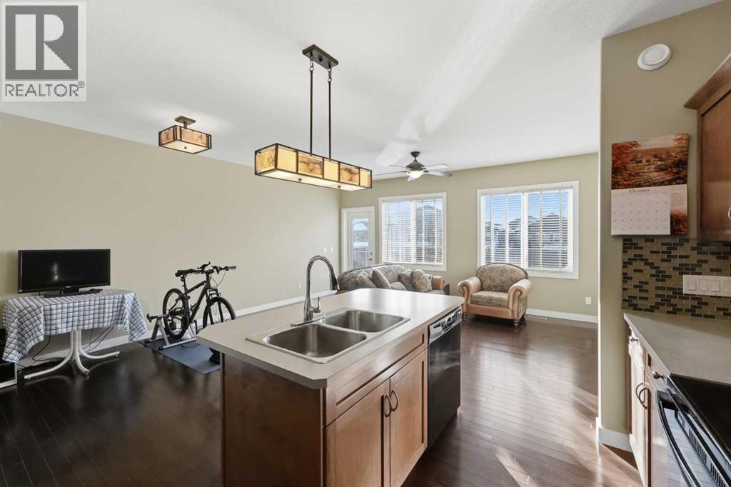 Listing photo – 141 Larsen Crescent, Red Deer