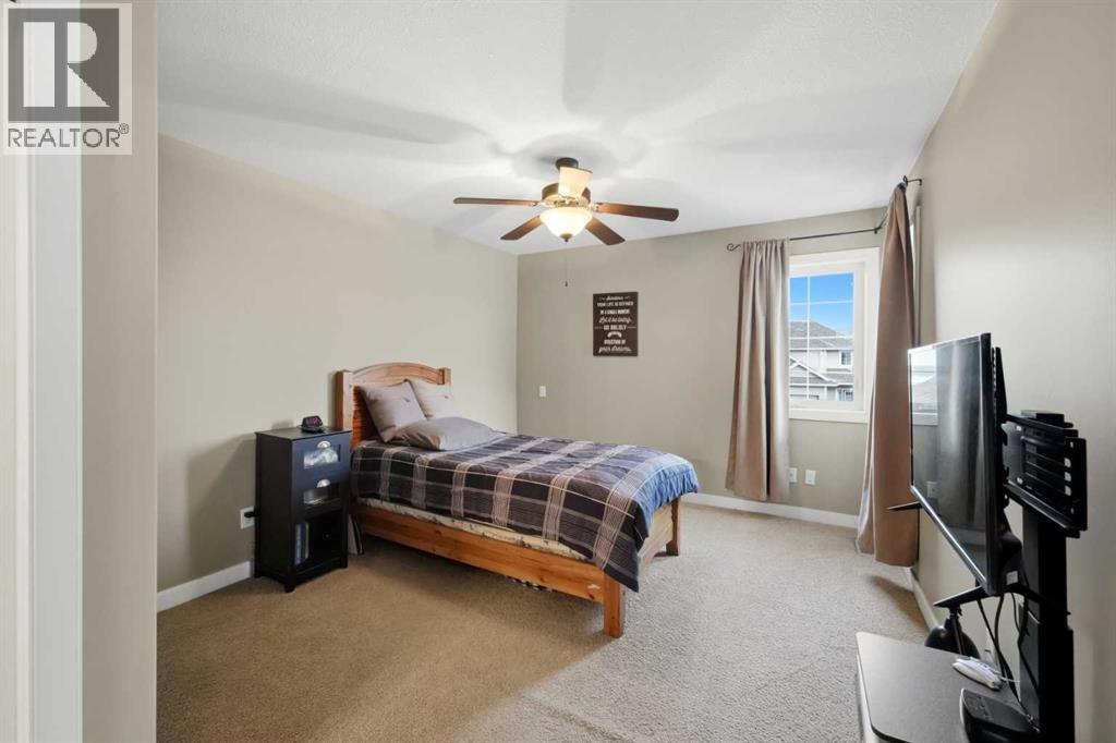 Listing photo – 141 Larsen Crescent, Red Deer