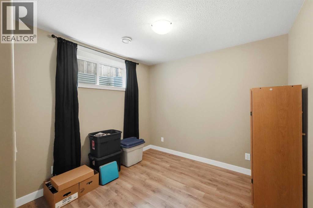 Listing photo – 141 Larsen Crescent, Red Deer