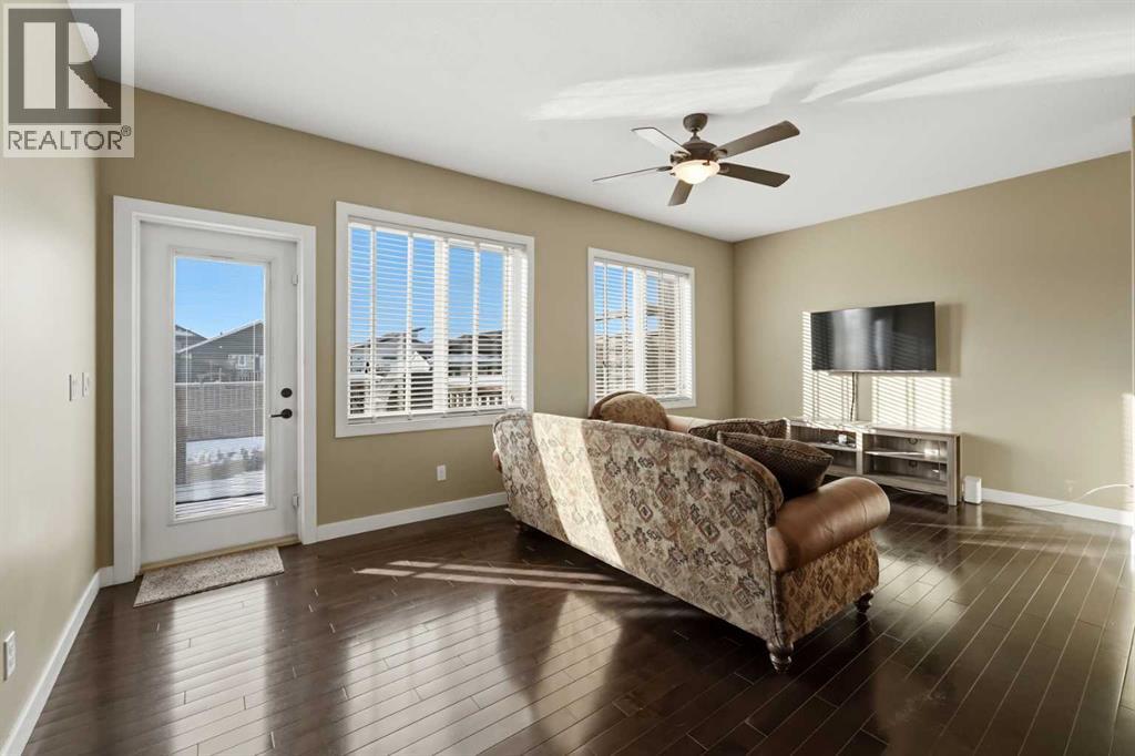 Listing photo – 141 Larsen Crescent, Red Deer