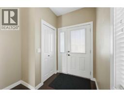 141 Larsen Crescent, Red Deer — photo 2