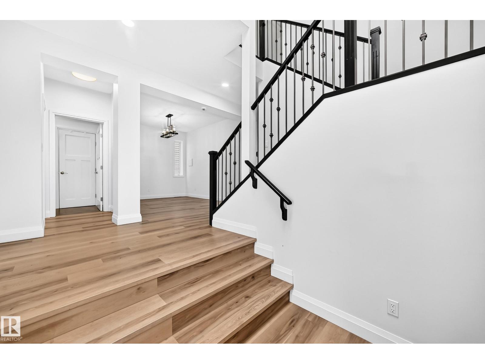 Property photograph 4 for MLS E4514805