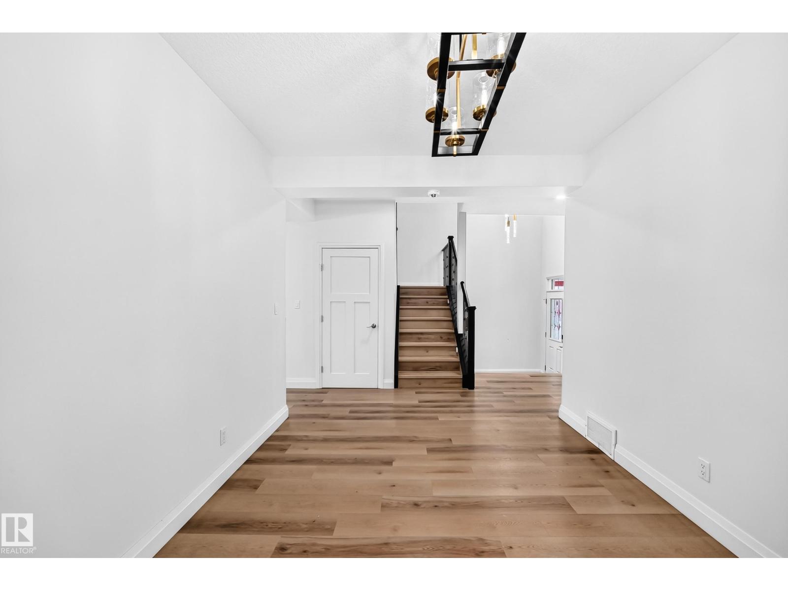 Property photograph 28 for MLS E4514805