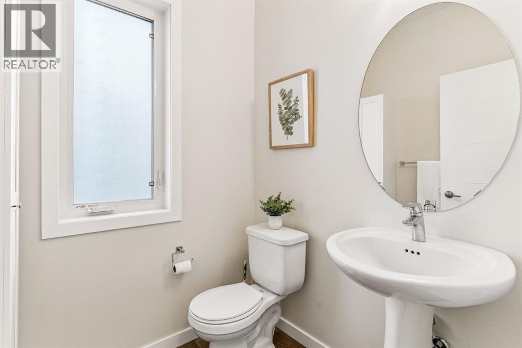 Property photograph 12 for MLS A2354858