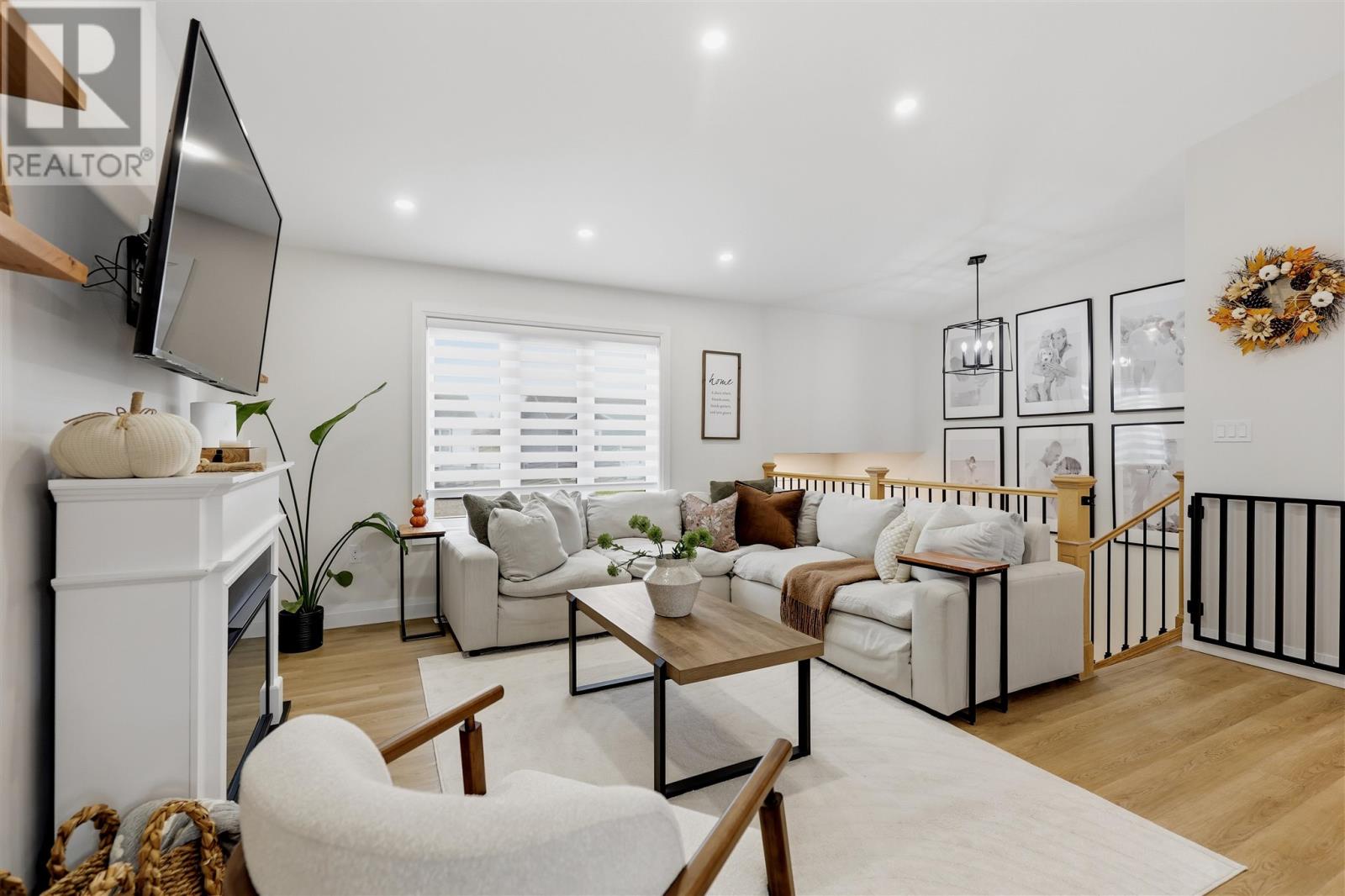 68 Crestwood AVE - 4