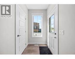 581 Hotchkiss Drive SE, Calgary — photo 2