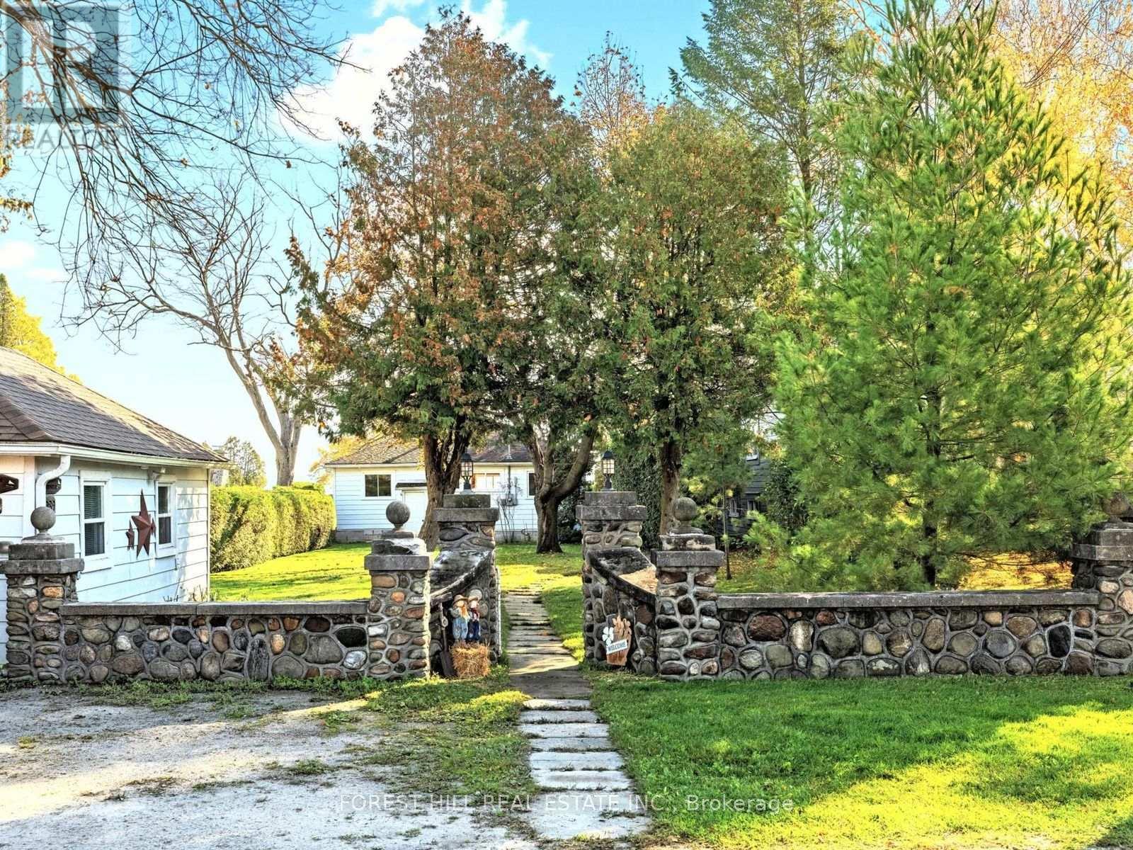 989 Little Cedar Avenue, Innisfil photo 5