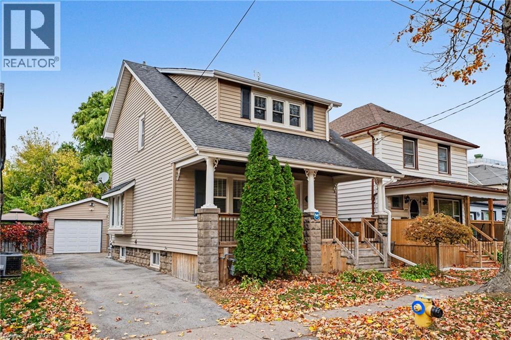 125 E DUFFERIN Street E, St. Catharines — photo 2