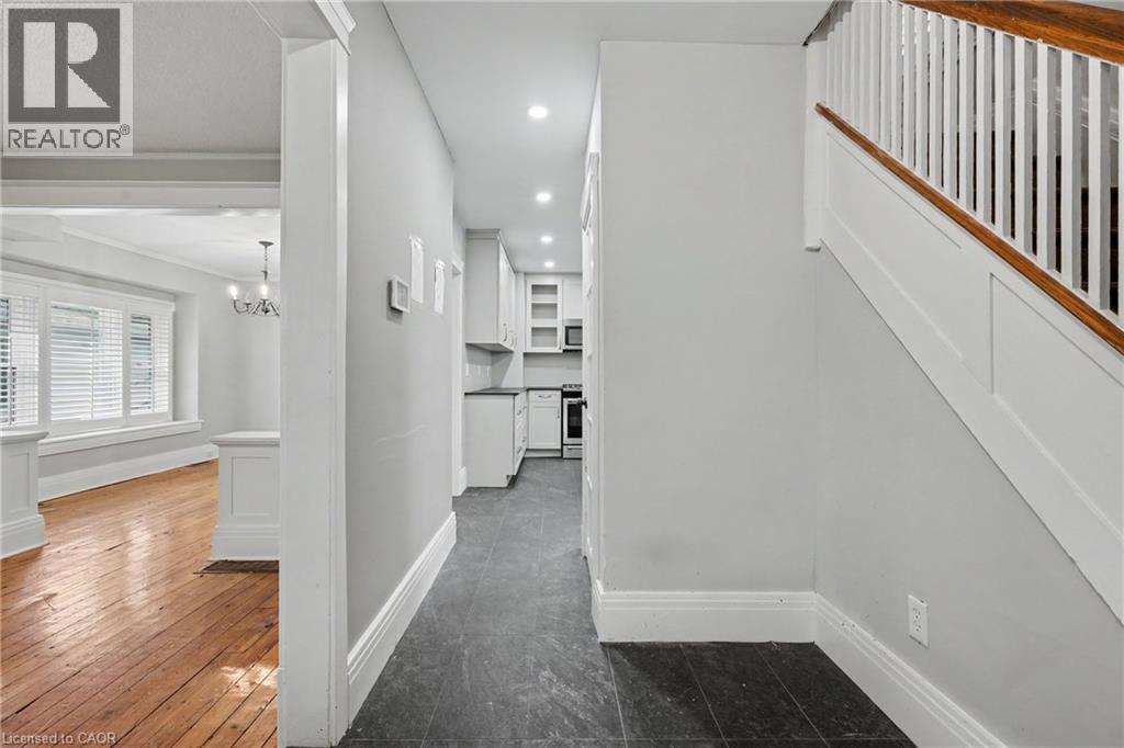 125 E DUFFERIN Street E, St. Catharines — photo 5