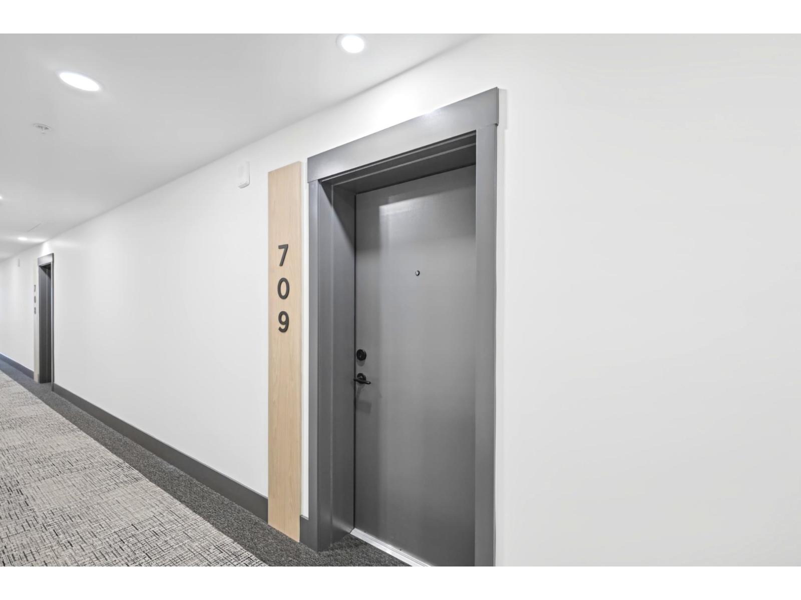 709 27254 ALDERGROVE TOWN CENTRE DRIVE