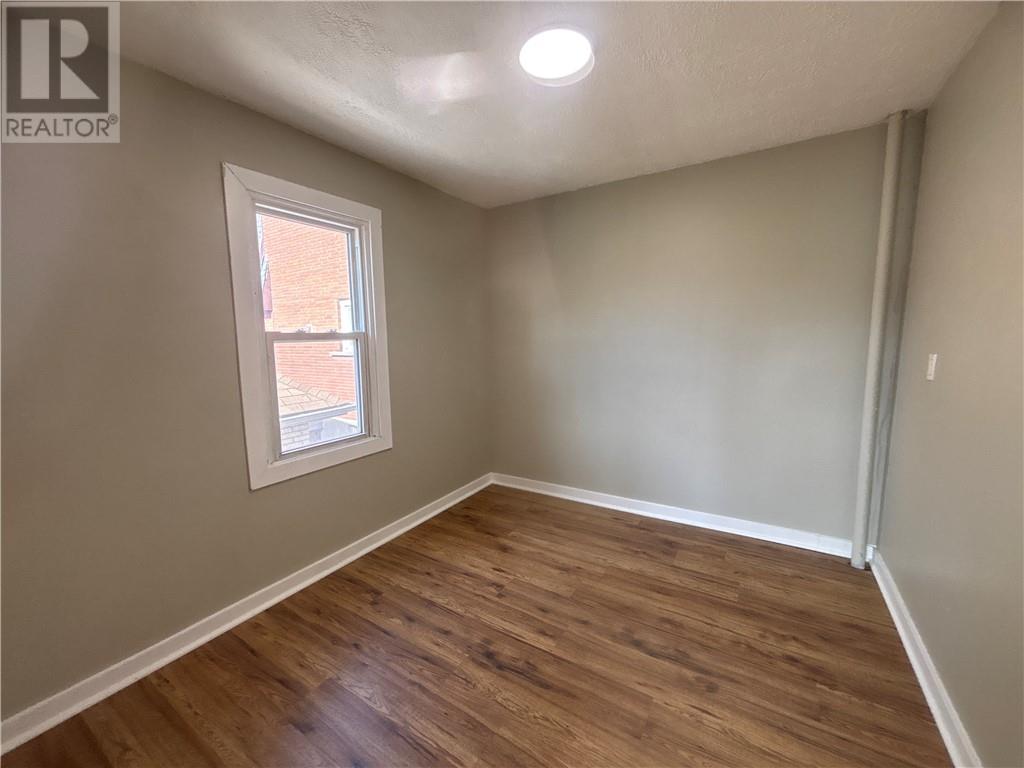 346 348 350 Kathleen Street, Sudbury — photo 6